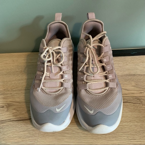 Nike Air Force Max Axis Women’s size 6 قماش بوليستر Nike Air Force Max Axis Women’s size 6 قماش بوليستر